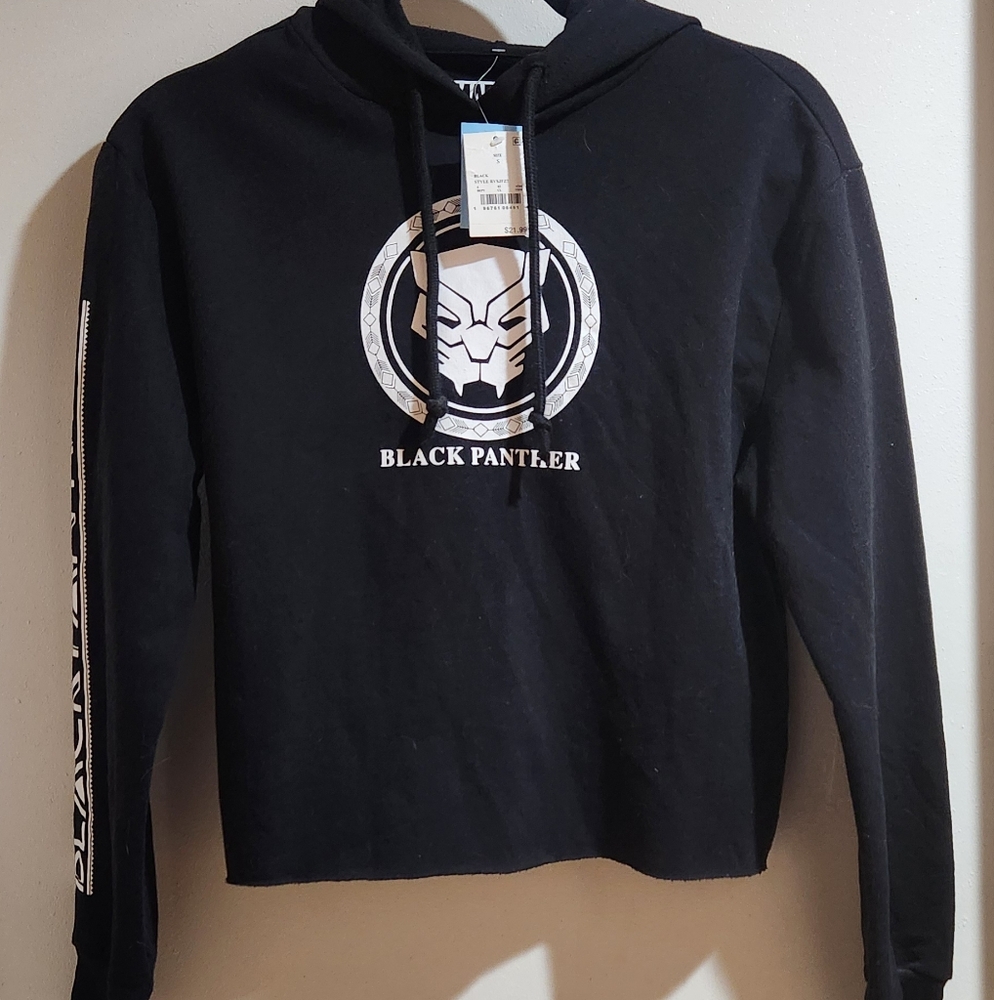 NWT Marvel Black Panther Crop Sweatshirt. Size Small Women. Color Black